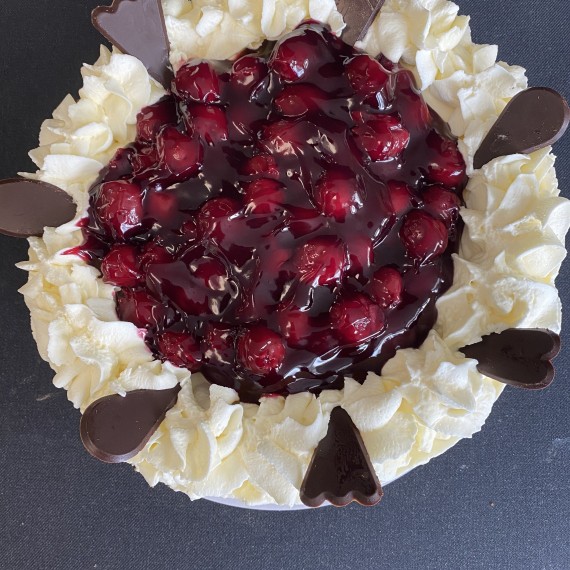 Monchoutaart  kers met Bastogne bodem